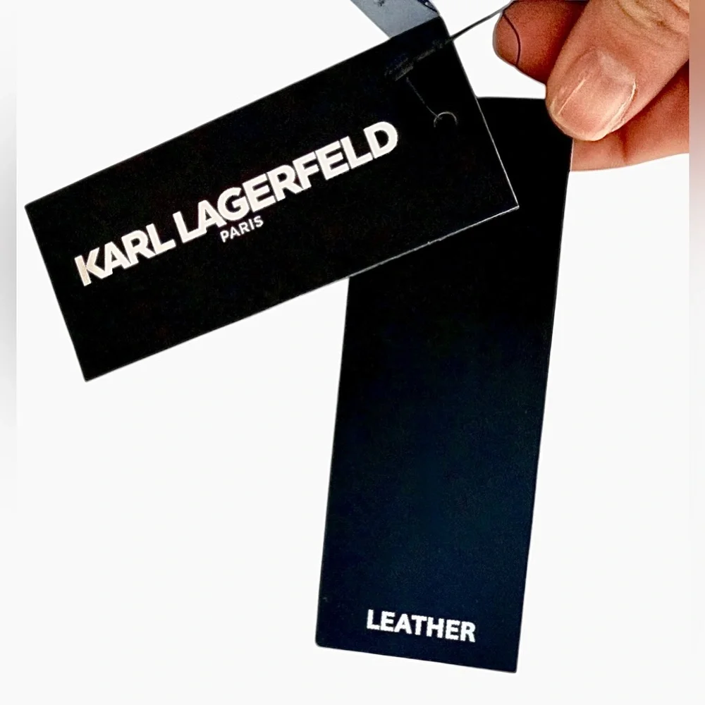Karl Lagerfeld sleek powder